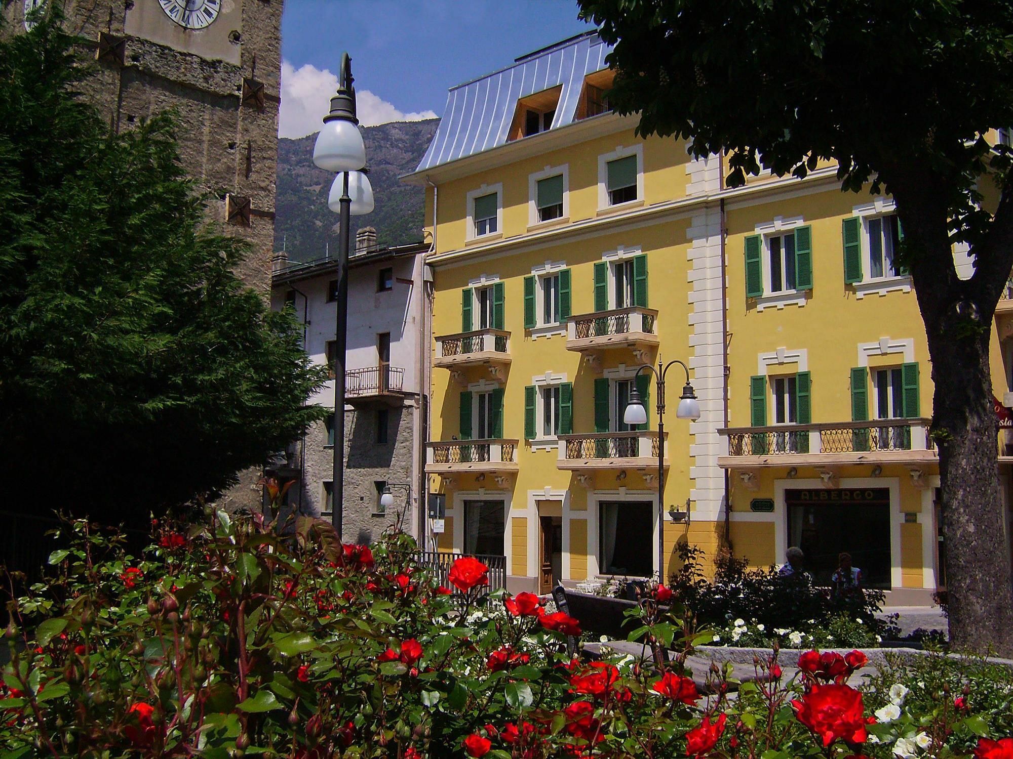 Hotel Alla Posta Saint-Vincent Eksteriør billede